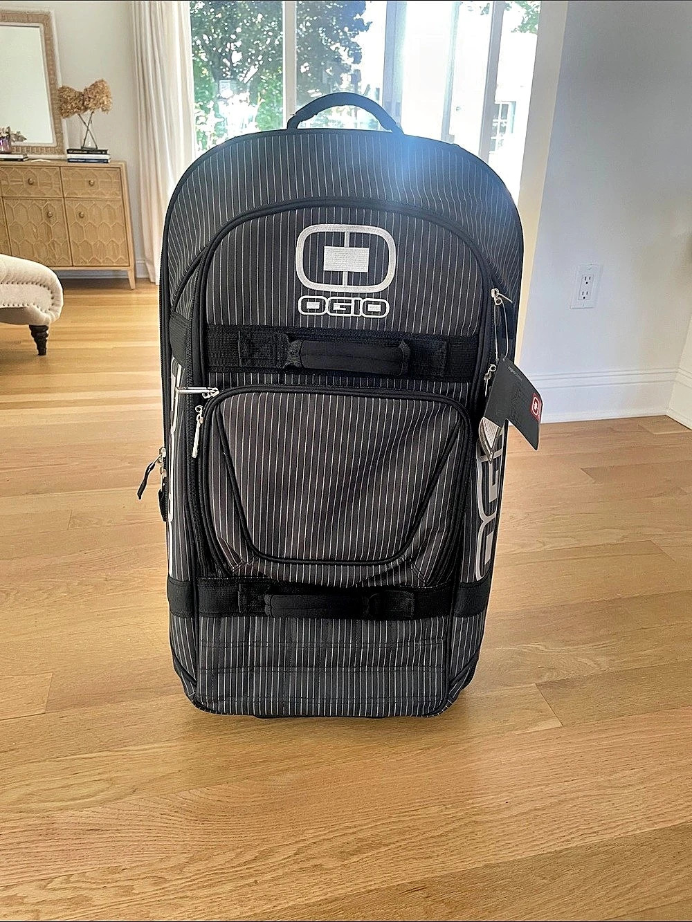 Ogio Terminal 4.0 Rolling Duffel Rolling Duffel Black NWT
